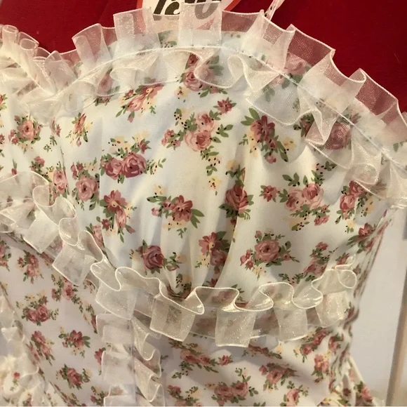 Adorable Floral Crop Top with Sheer Ruffle Trim and Bow Knot Straps - Picture 5 of 7